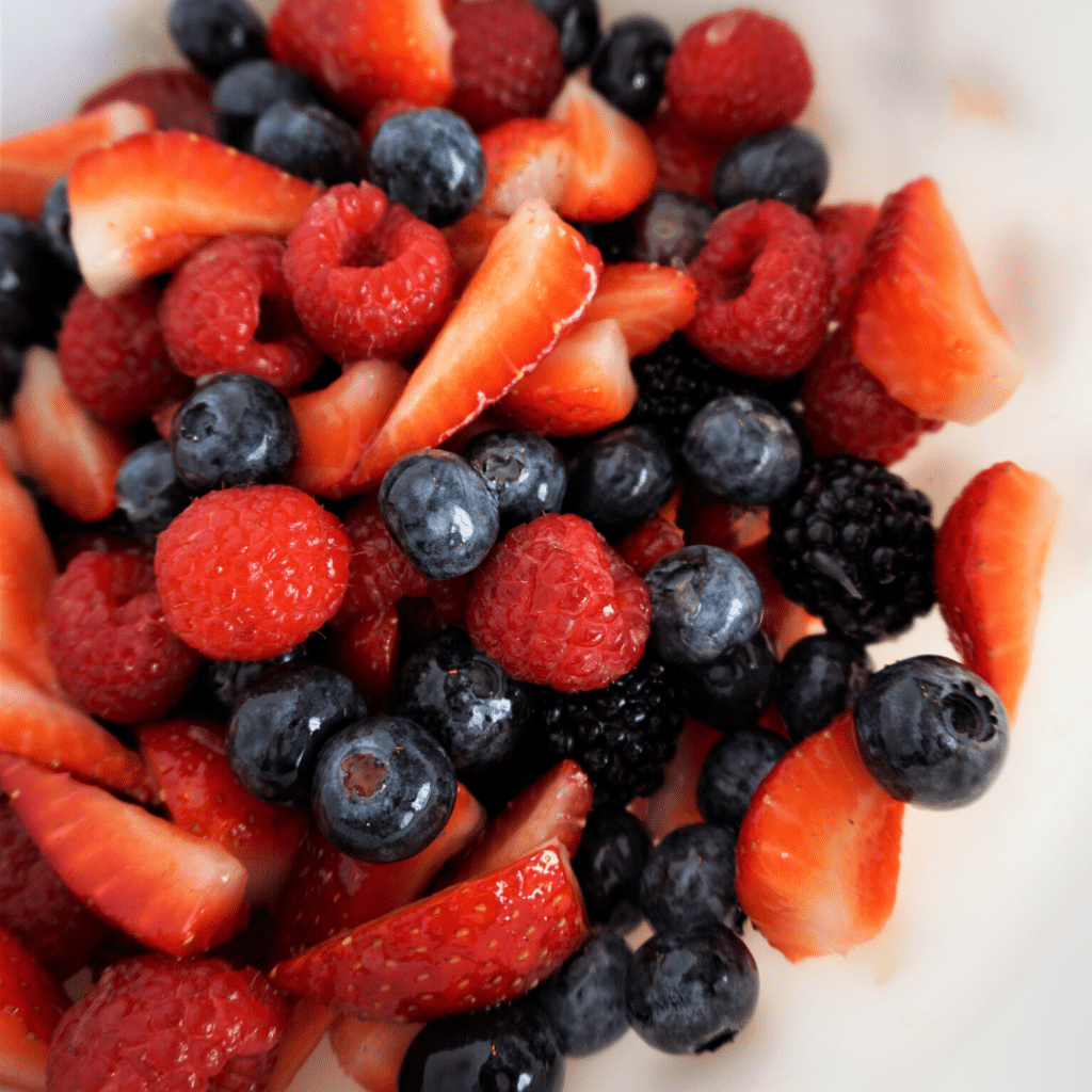 mixed berry fruit salad