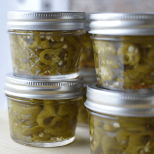 Easy Pickled Jalapeño Peppers